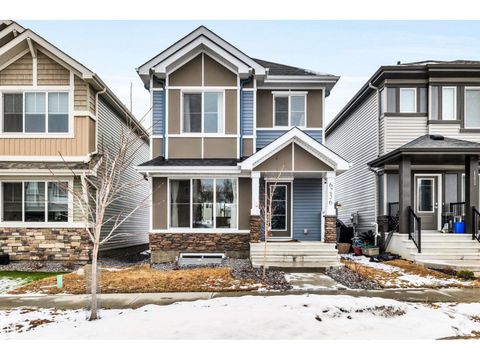 6256 175 AV NW Edmonton AB T5Y4H3