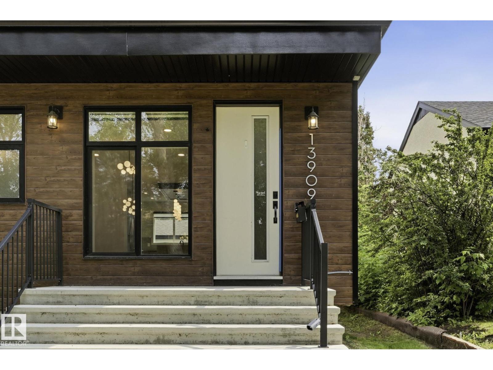 13909 107A AV NW