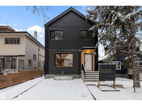 11338 89 ST NW Edmonton AB T5B3T6