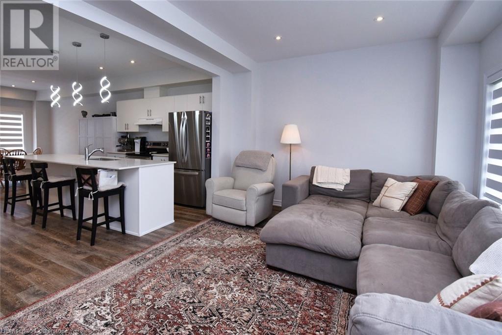 187 WILSON Street W Unit# 4