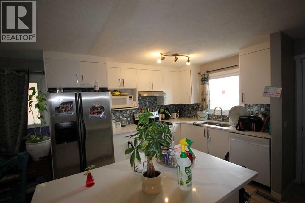 379 Falmere Road NE