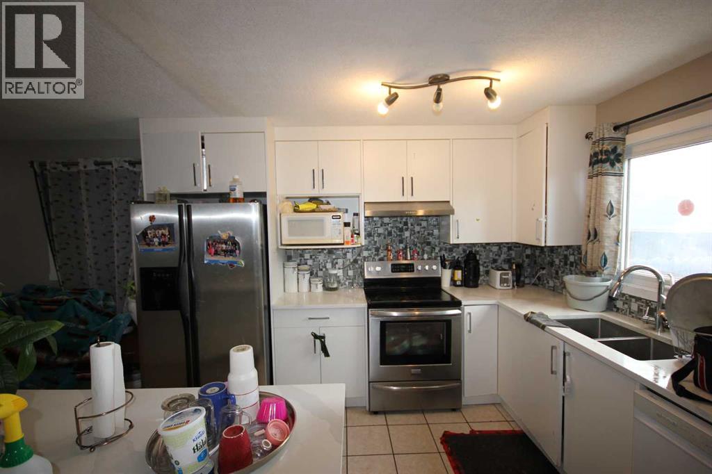 379 Falmere Road NE