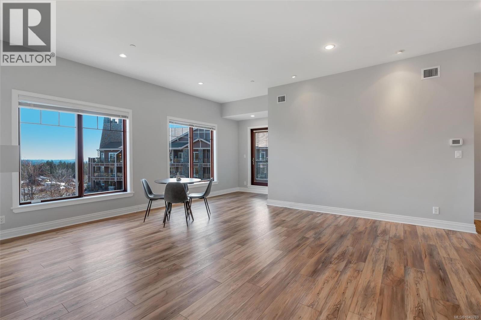 405 1335 Bear Mountain Pkwy