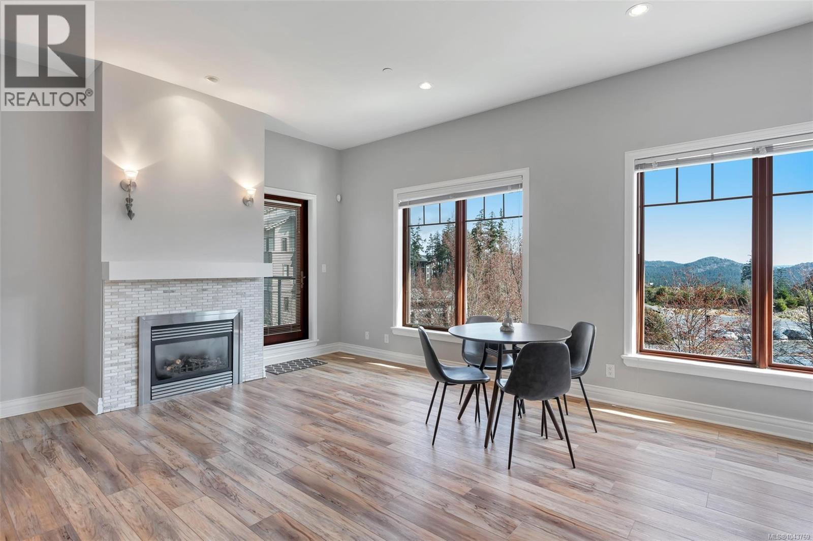 405 1335 Bear Mountain Pkwy
