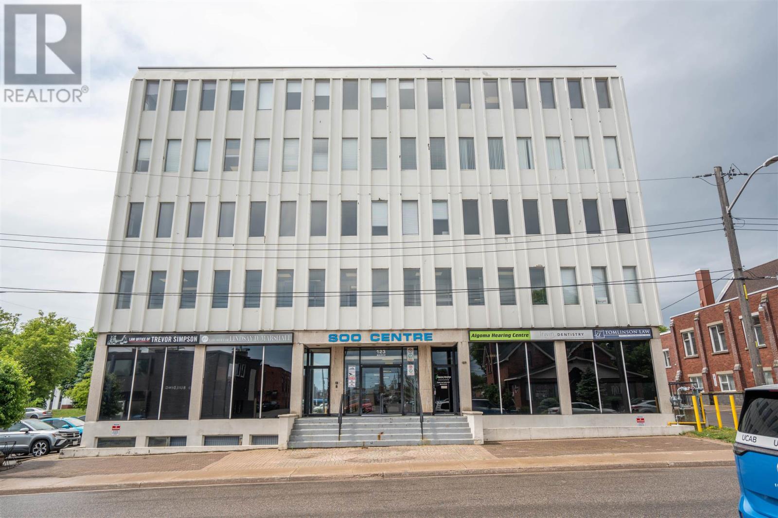 Photo 1 of 11 — 123 March ST, Sault Ste. Marie, ON P6A2Z5