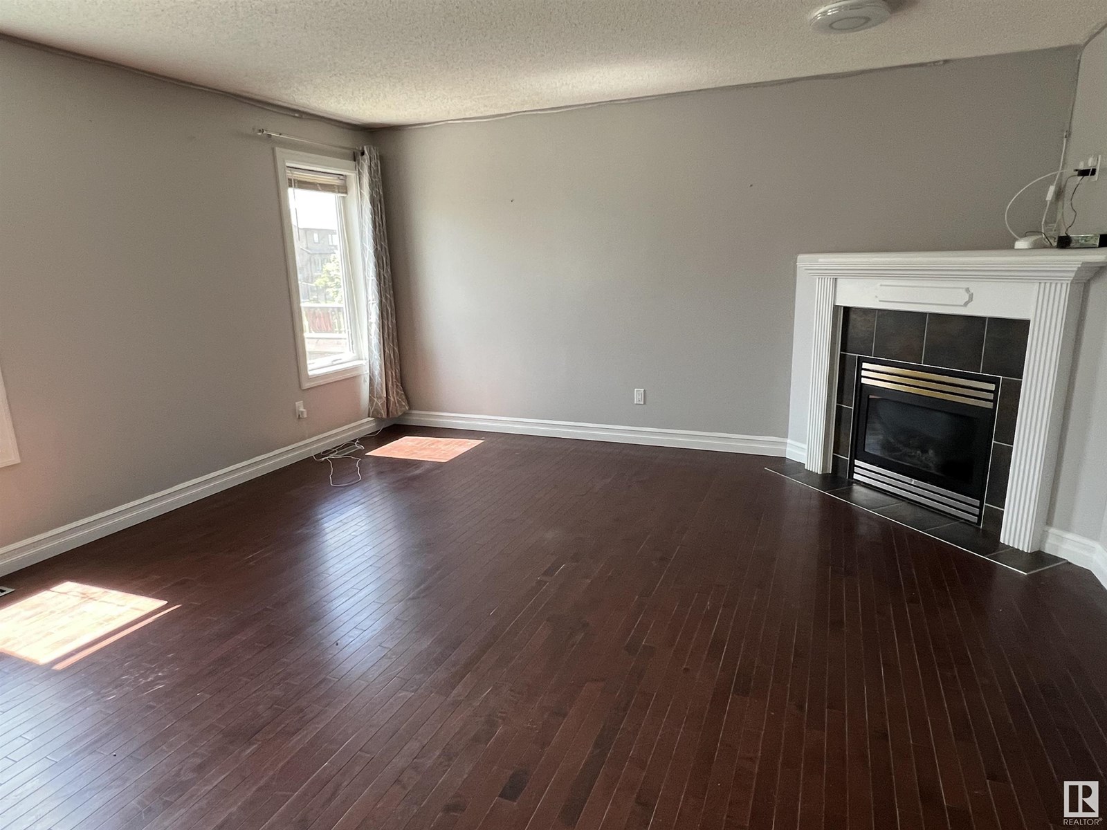 21 BIRCH PL