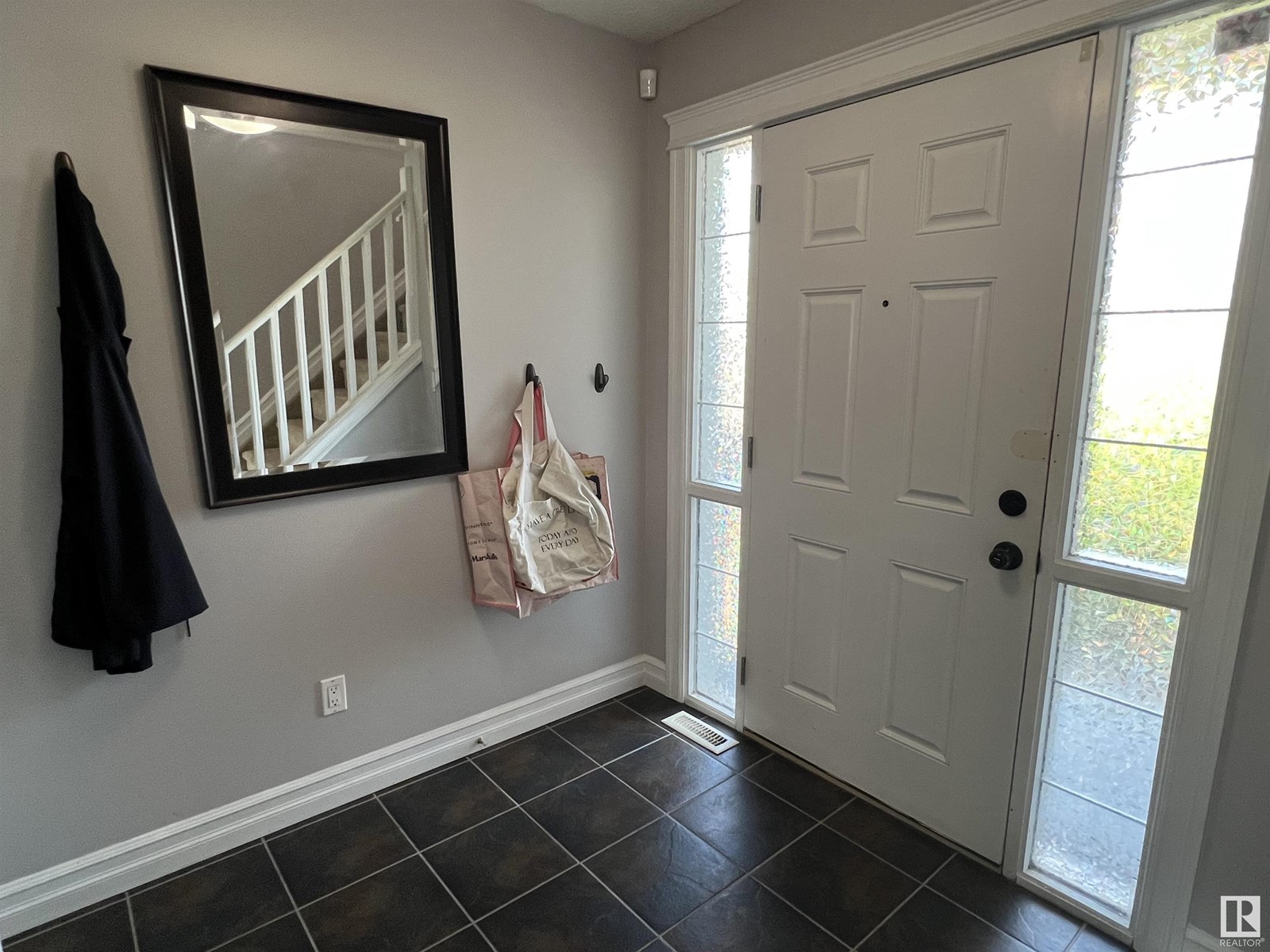 21 BIRCH PL