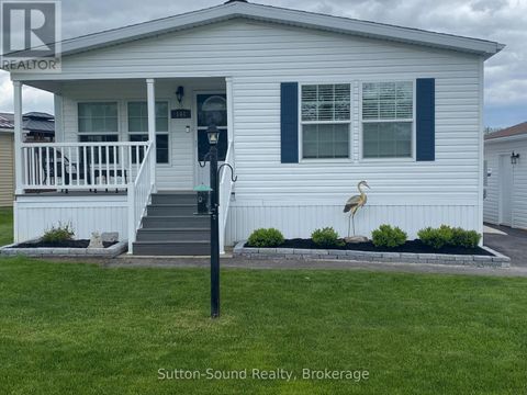 144 ROSEWOOD DRIVE Georgian Bluffs ON N4K5N5