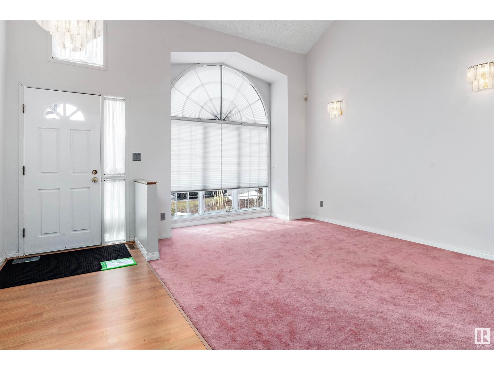 8611 184 St NW