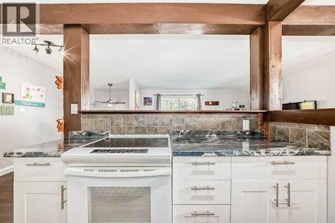 724D Raynard Crescent SE Calgary AB T2A1X7