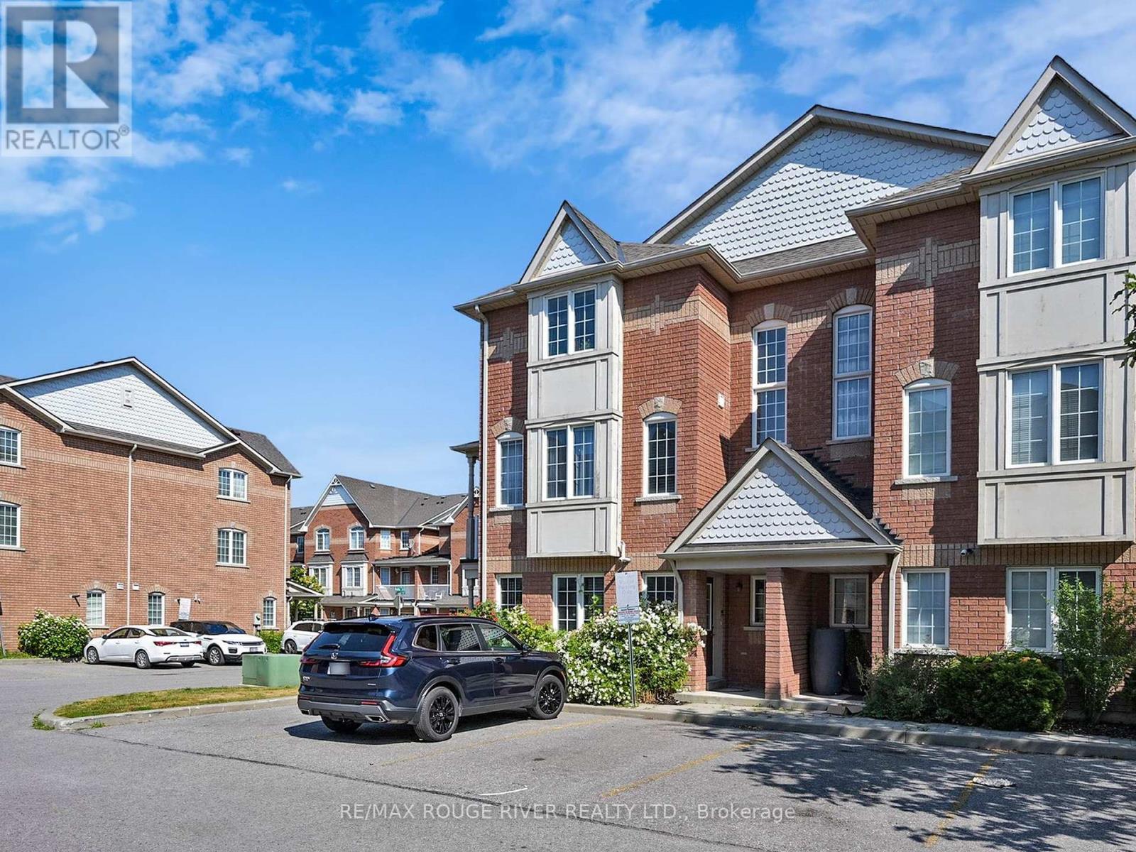 11 ROLFE LANE SW