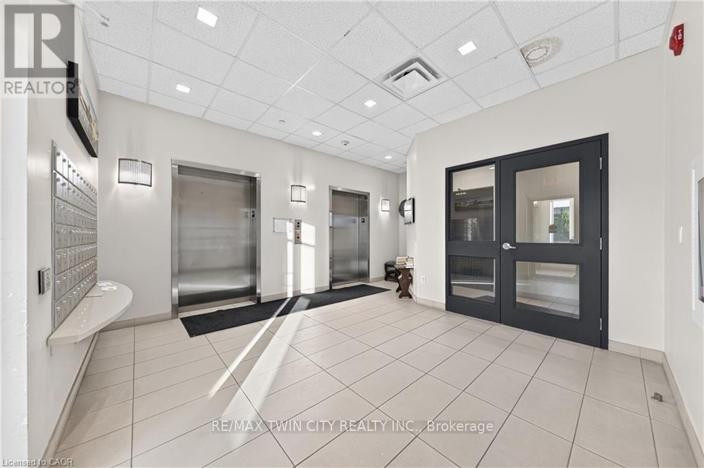 203 - 155 WATER STREET S