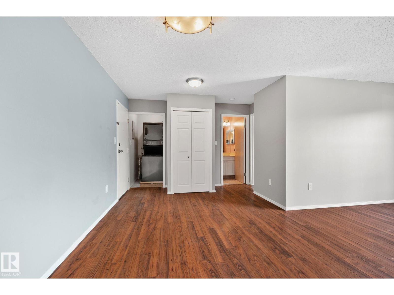 #210 2508 50 ST NW