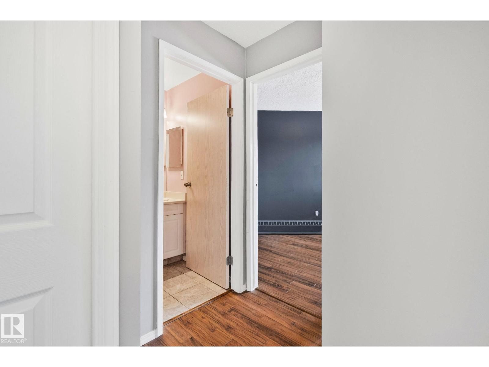 #210 2508 50 ST NW