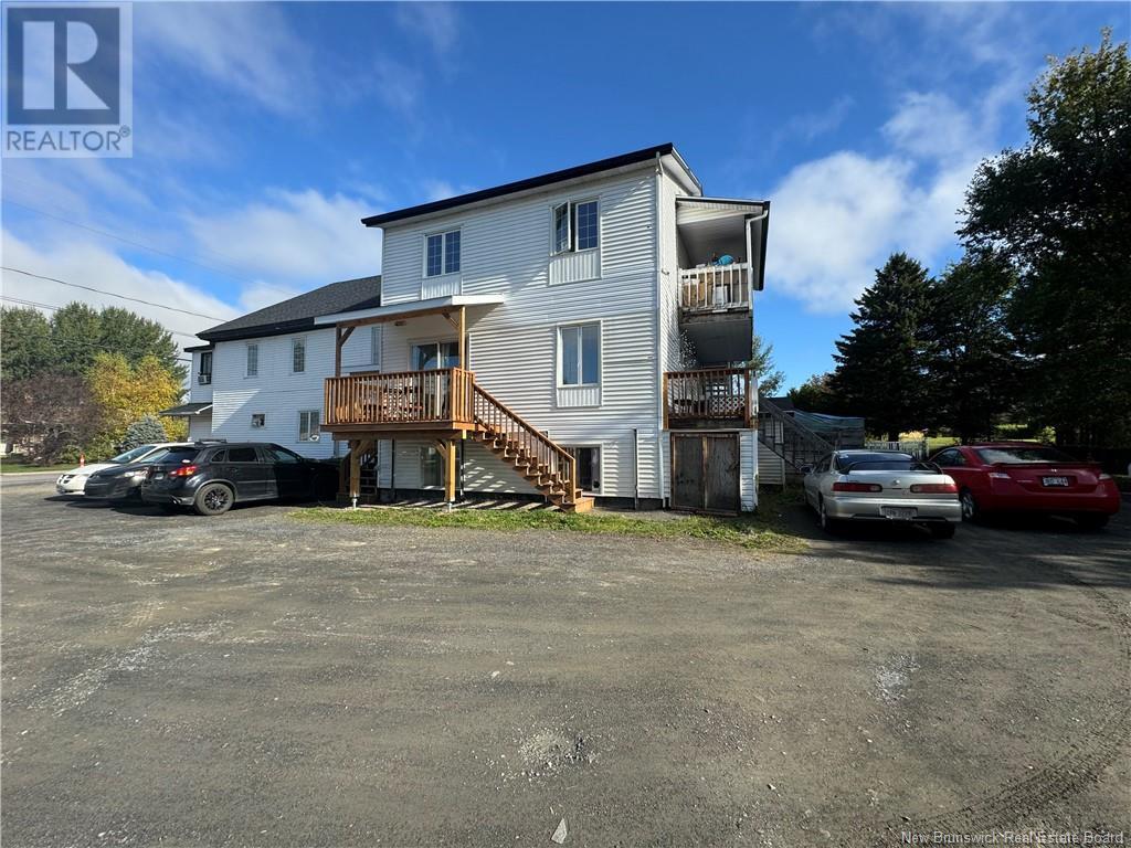 3 Davis Road