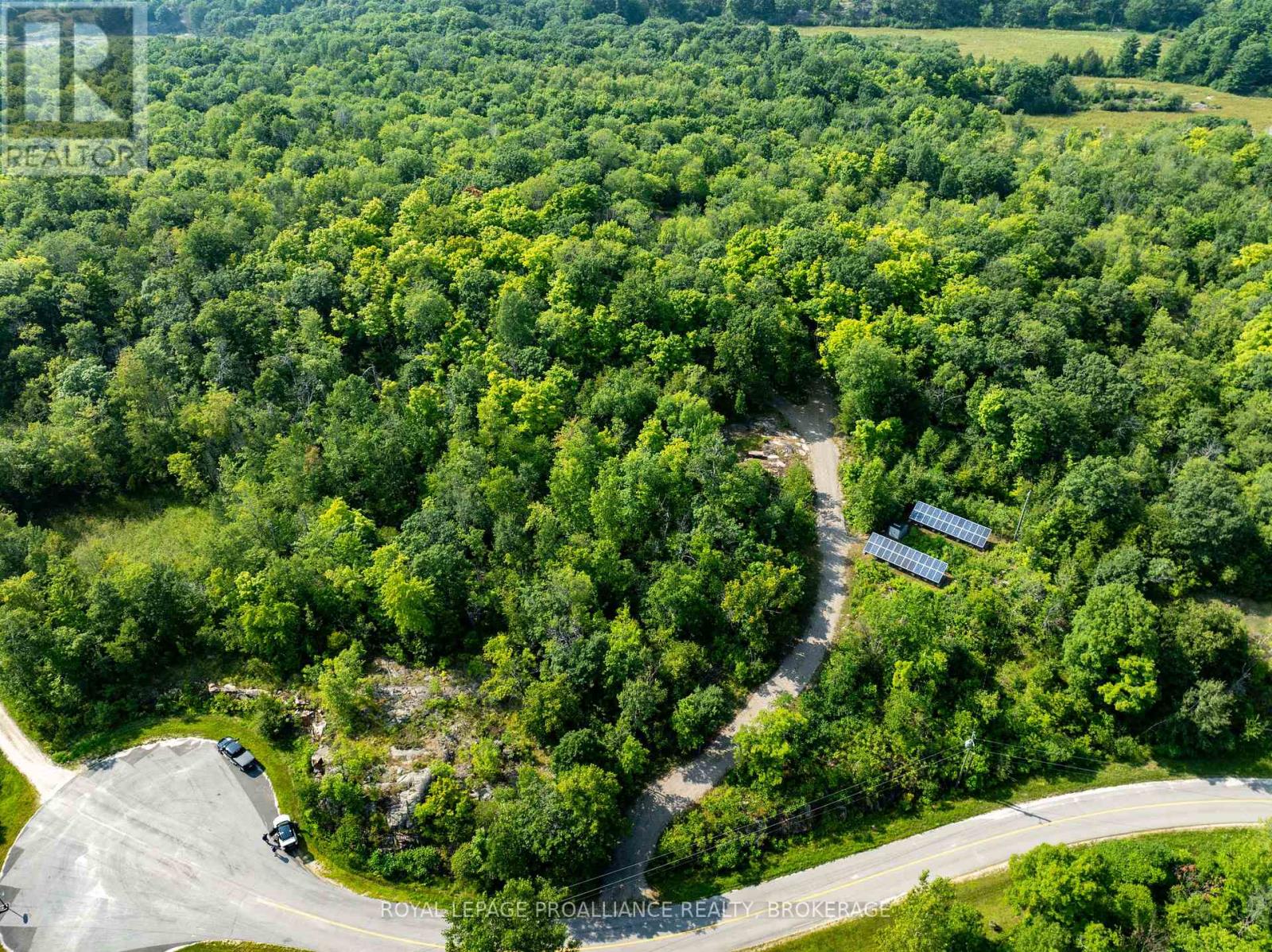 572 OAK BLUFFS ROAD