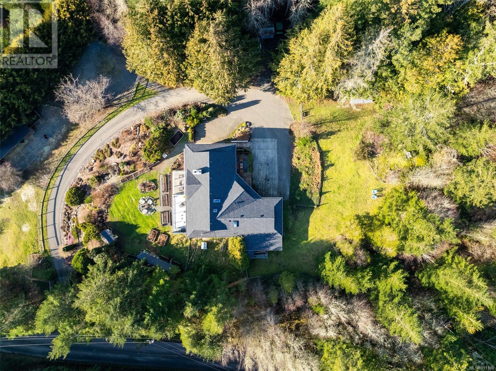 4475 Otter Point Rd