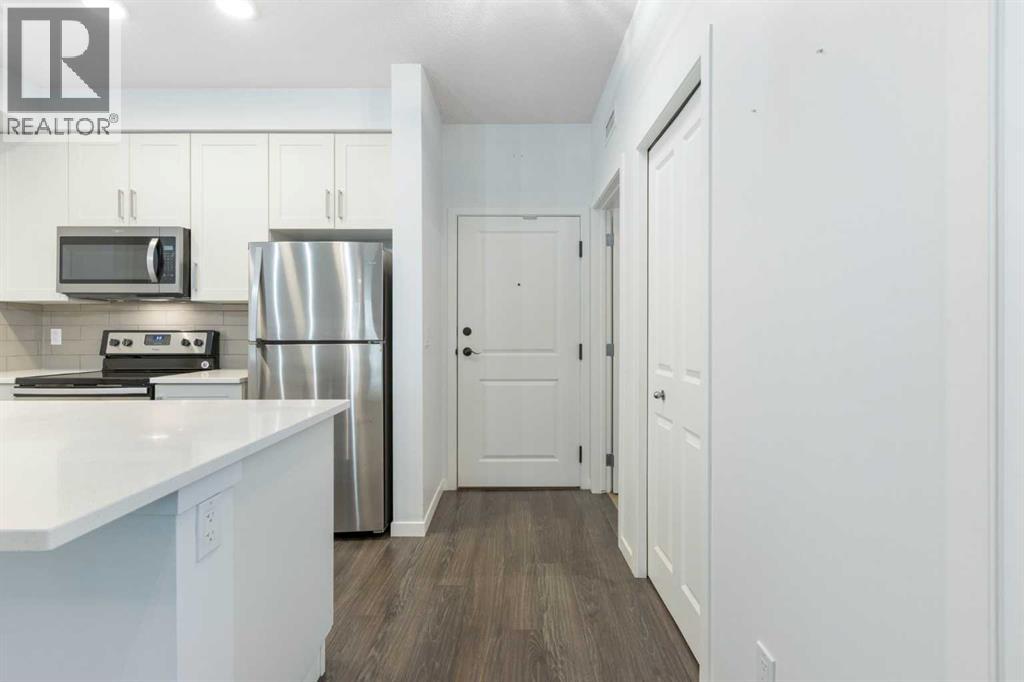 301, 10 Mahogany Mews SE