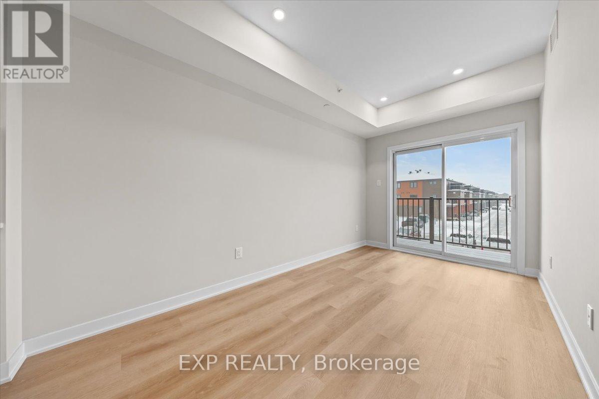 305 - 2376 TENTH LINE ROAD