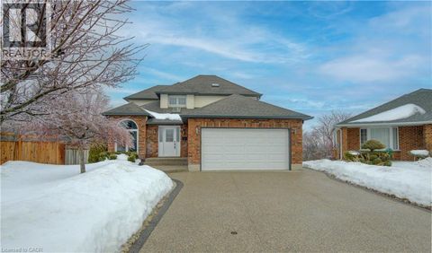 Property photo of 224 brembel court, kitchener, ON n2b3t7