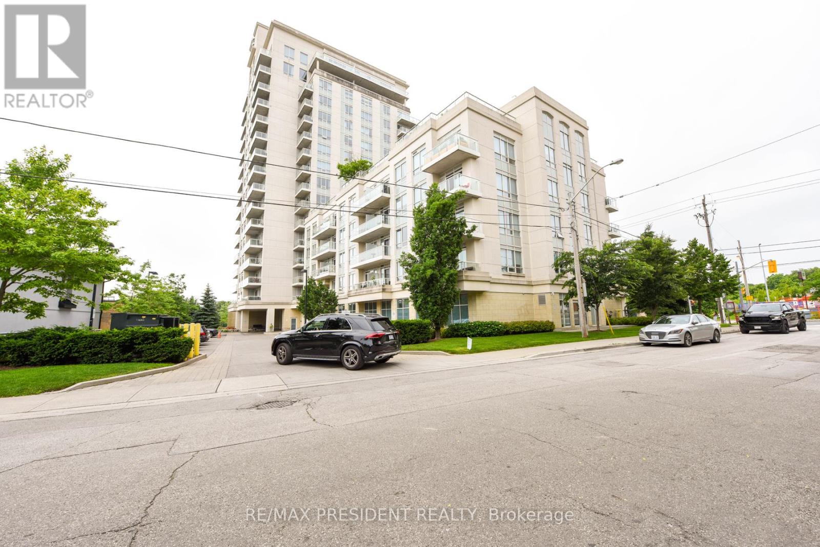 1101 - 3865 LAKE SHORE BOULEVARD W