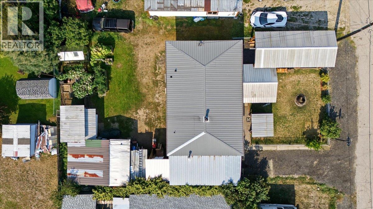 1076 Columbia Heights Road