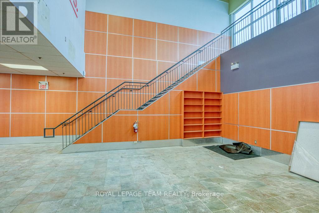 G17 - 484 HAZELDEAN ROAD