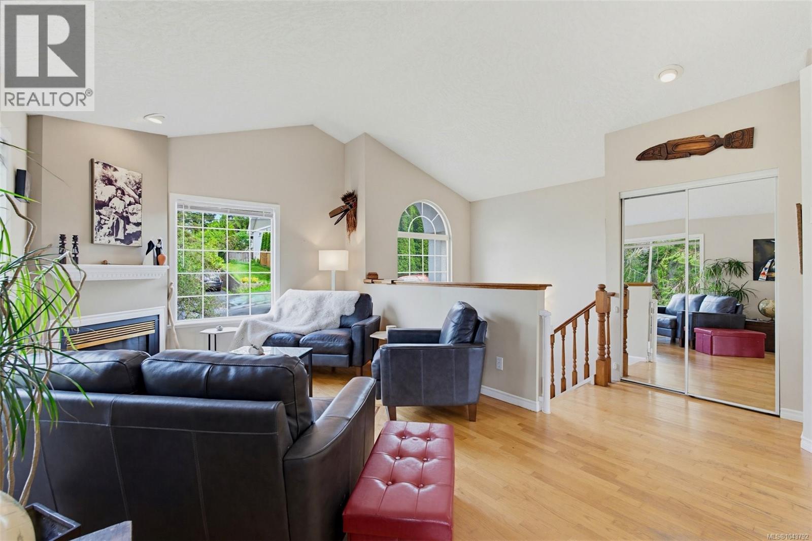 840 Tillicum Rd