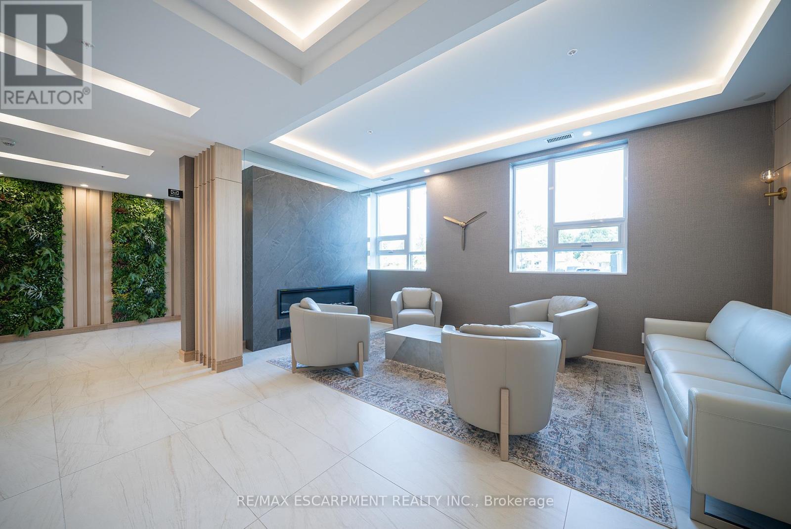 502 - 34 NORMAN STREET