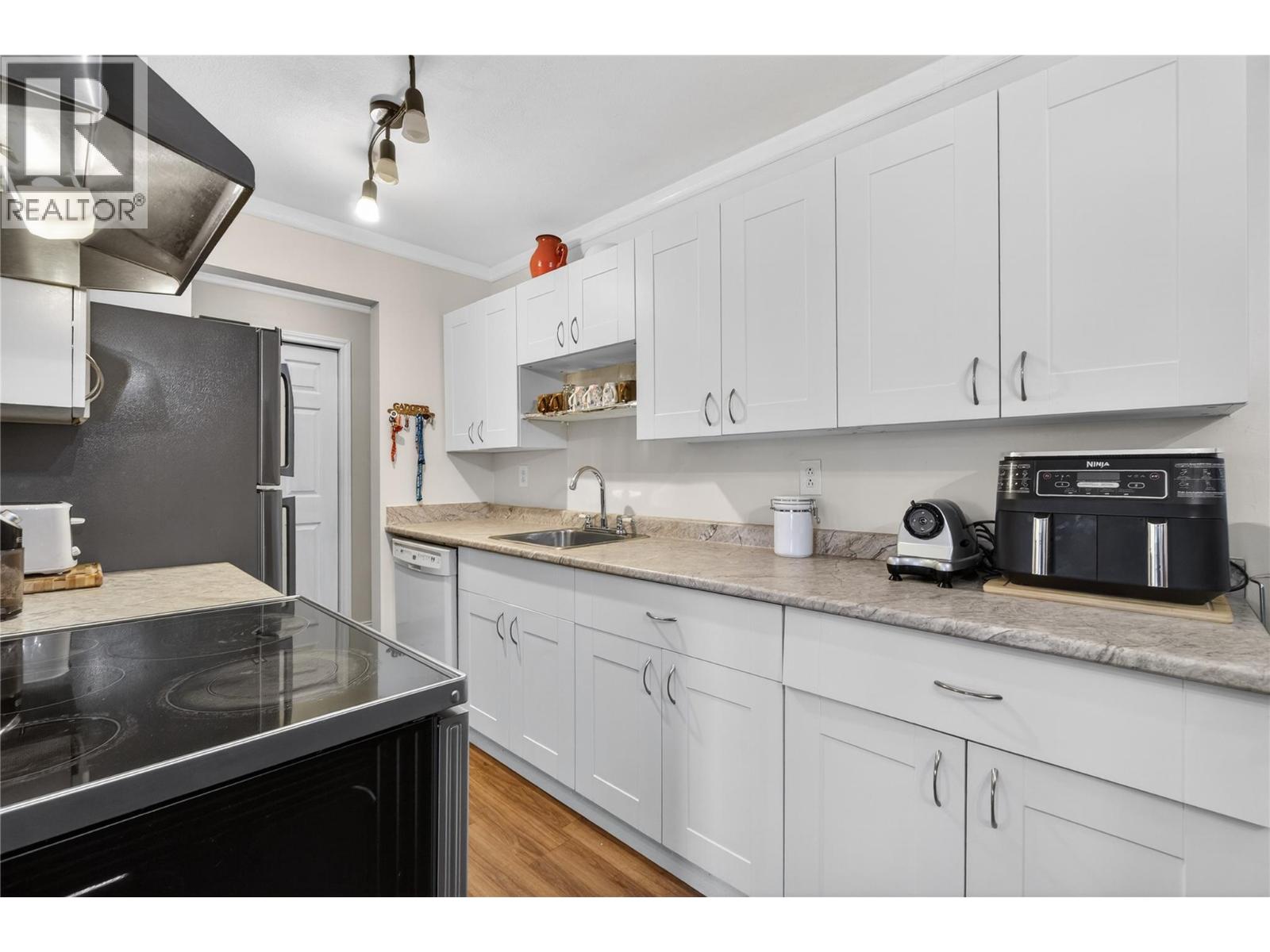 103 George Street Unit# 202