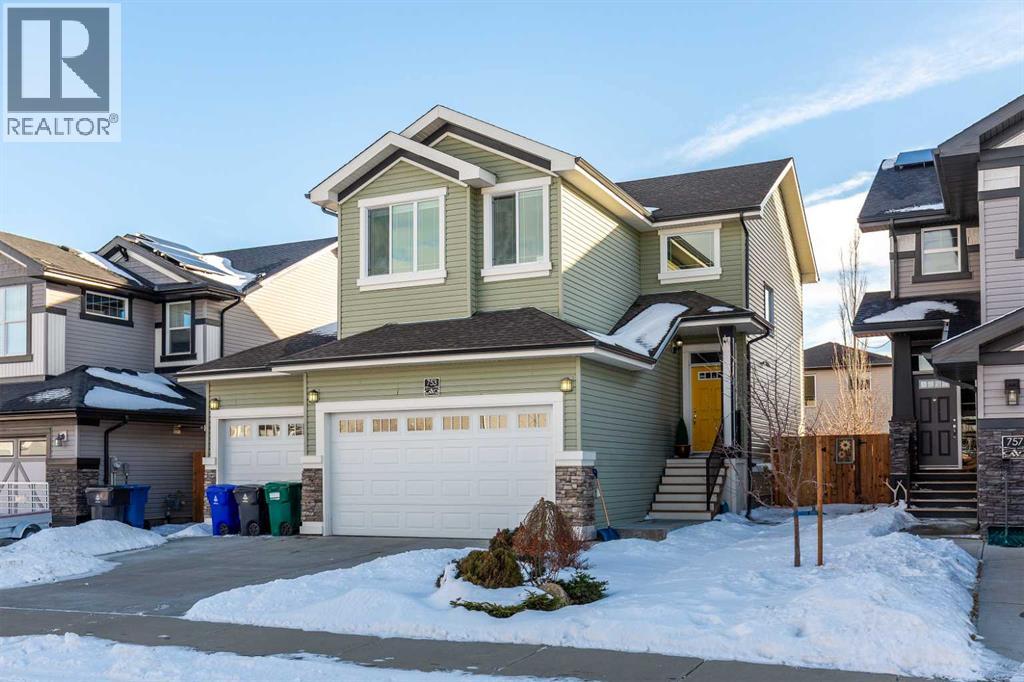 753 Twinriver Loop W