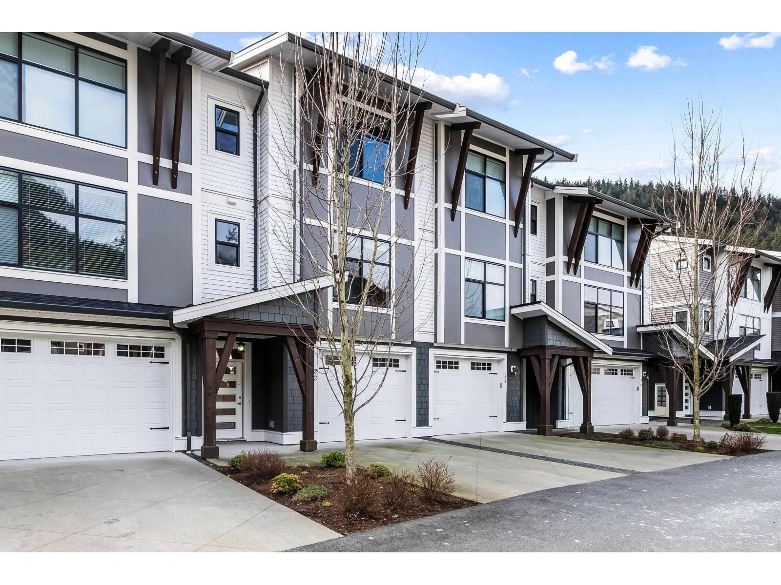 22 386 PINE AVENUE|Harrison Hot Springs