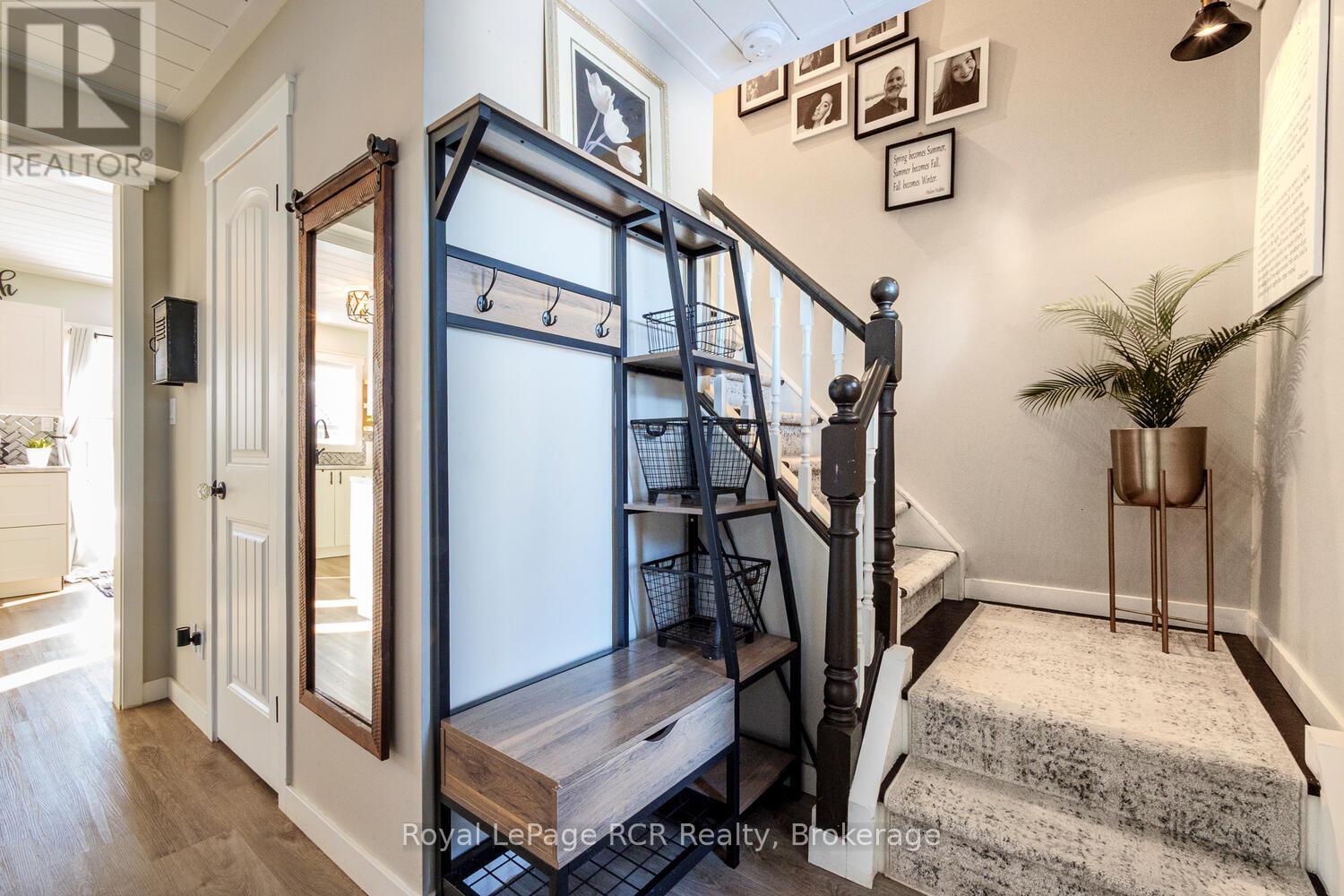 453 8TH AVE A AVENUE E