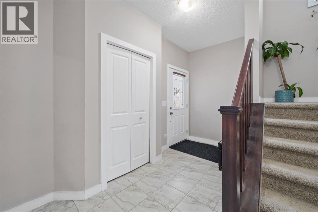 514 Skyview Ranch Way NE