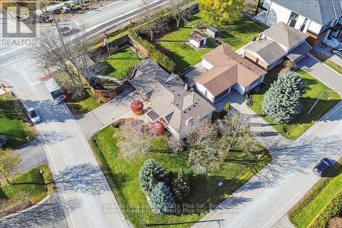 10 SEVILLA BOULEVARD Vaughan (Kleinburg) ON L0J1C0