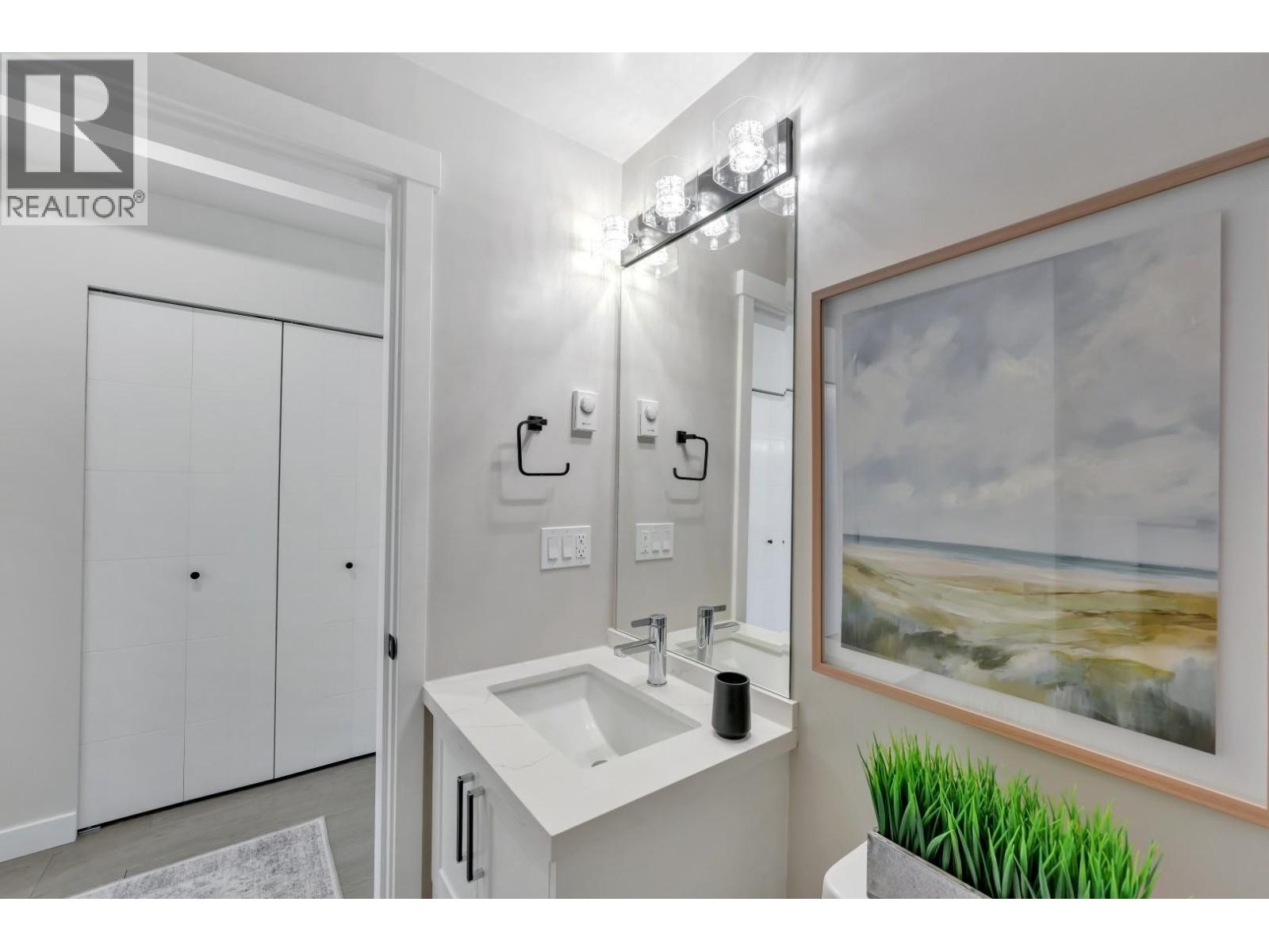 112 12143 223 STREET