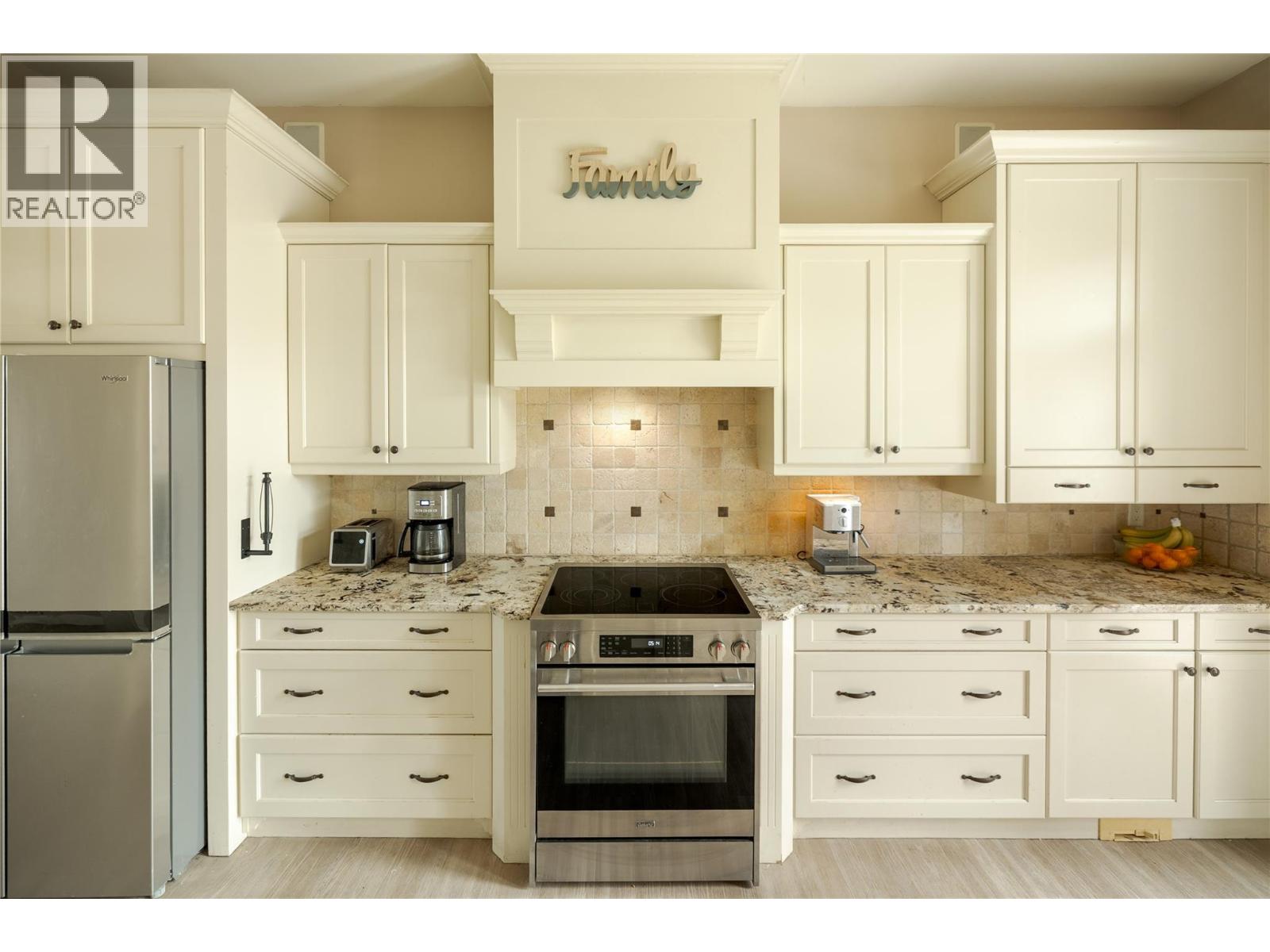 1959 Hidden Lake Place