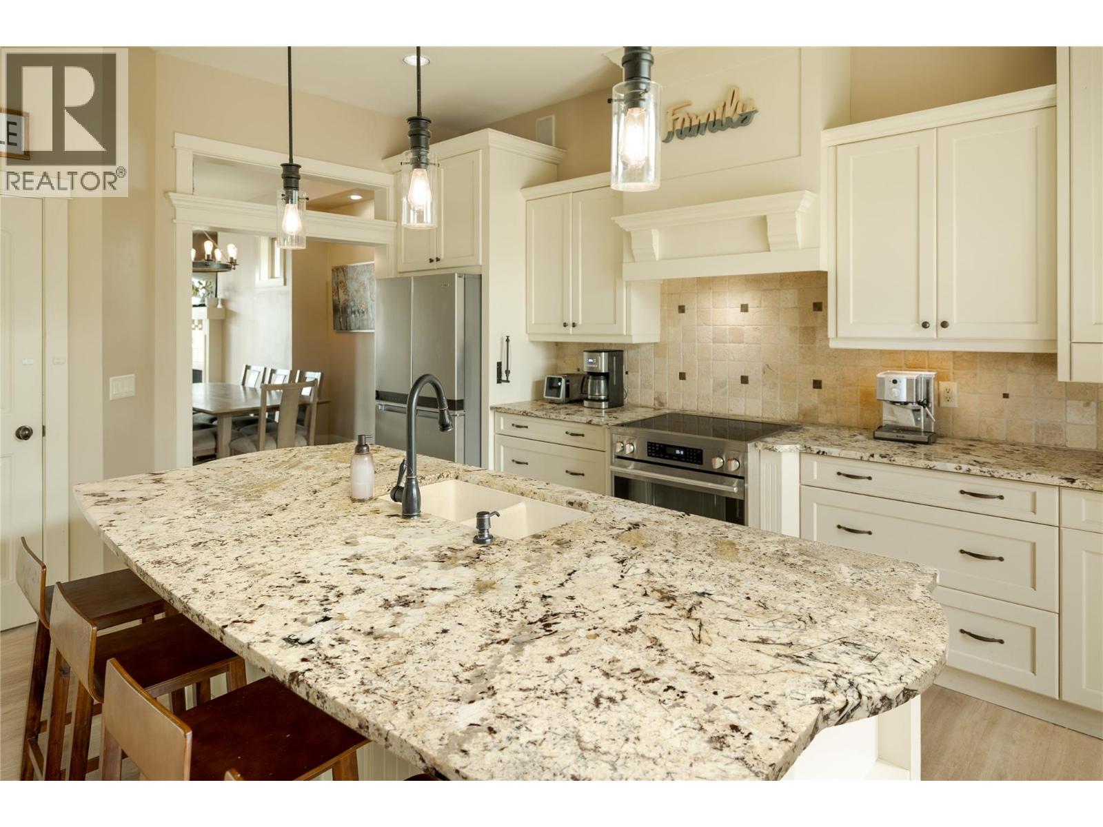 1959 Hidden Lake Place