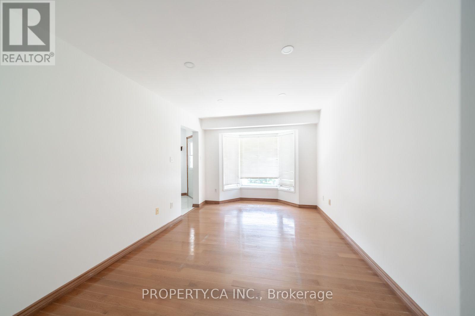 51 LEGGOTT AVENUE