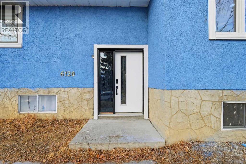 6120 18 Avenue NE