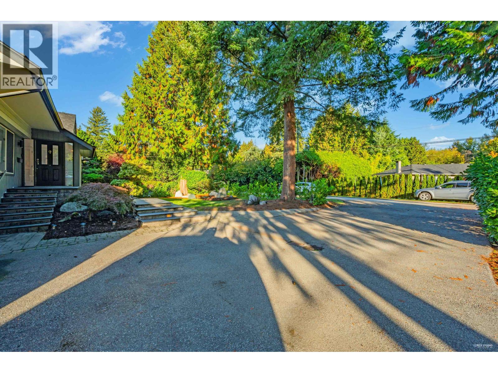 310 MACBETH CRESCENT