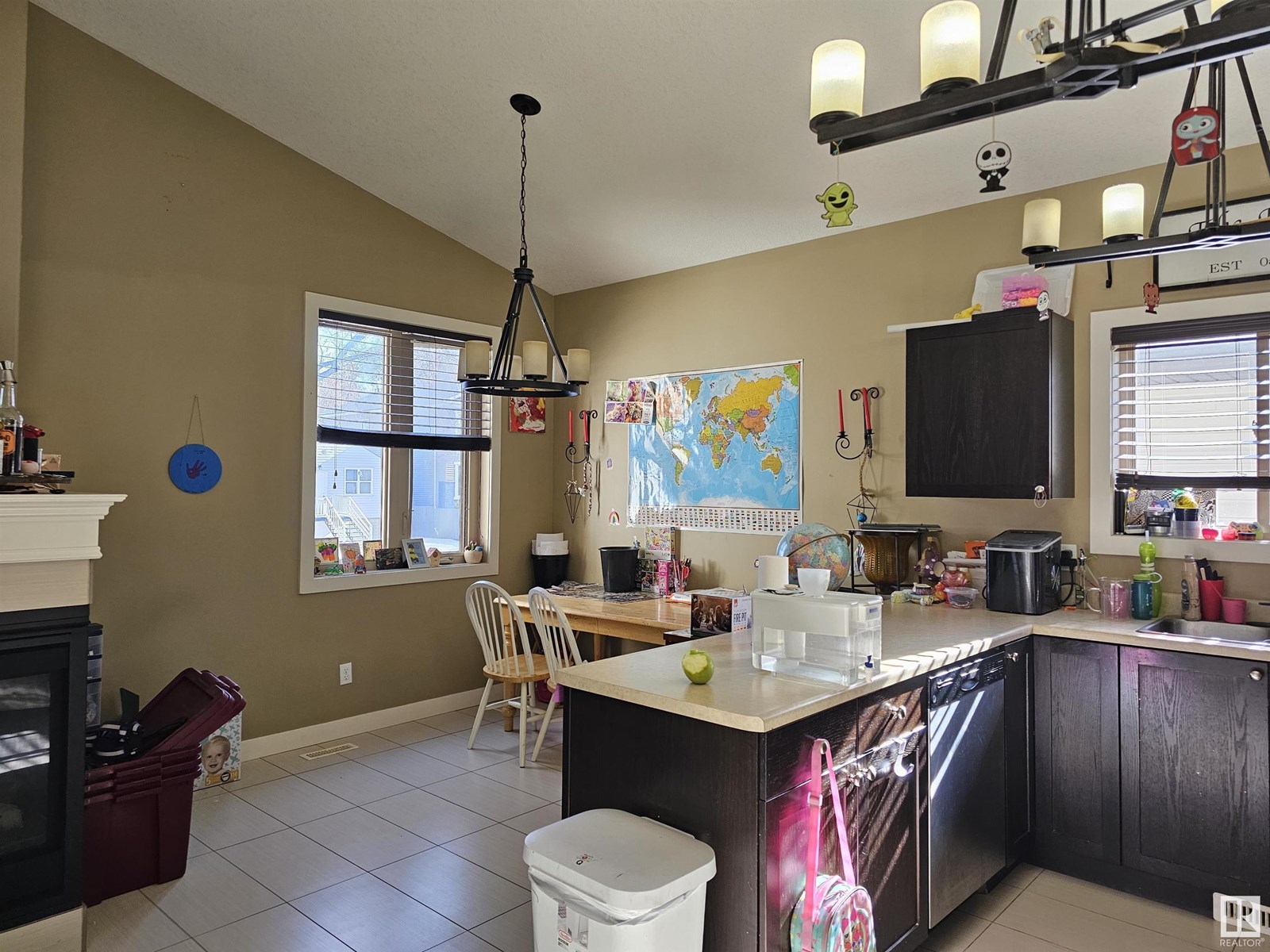 11250 94st NW NW