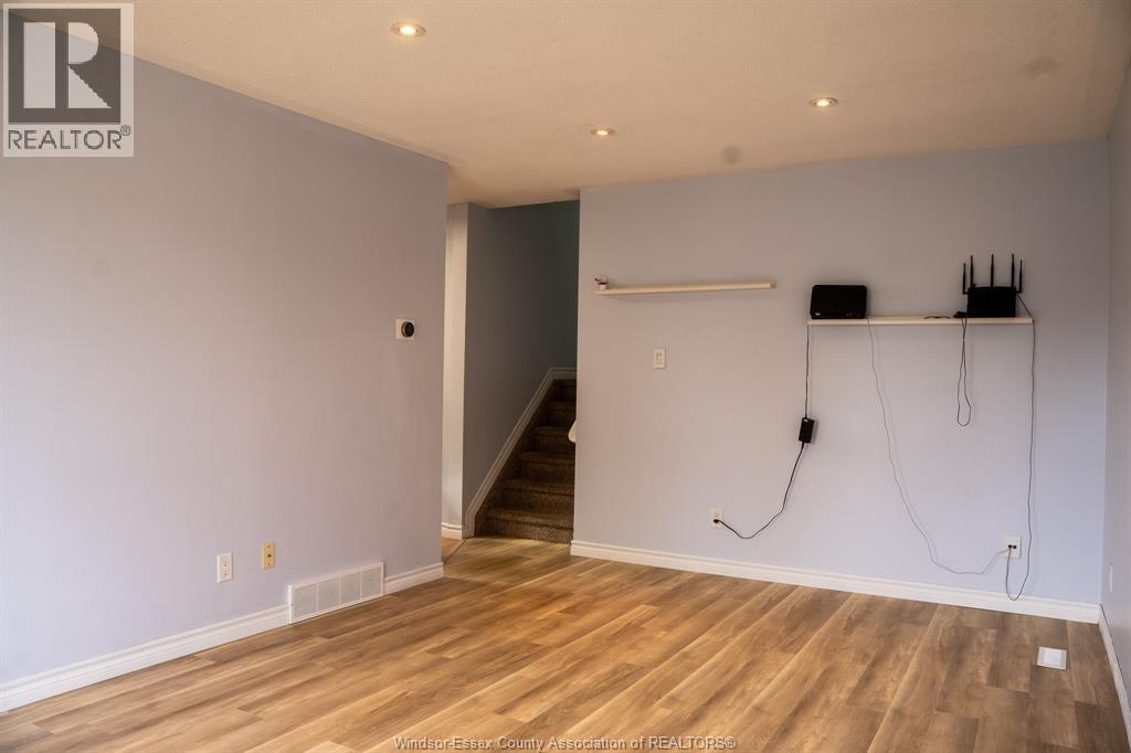 56 QUAIL RIDGE CRESCENT