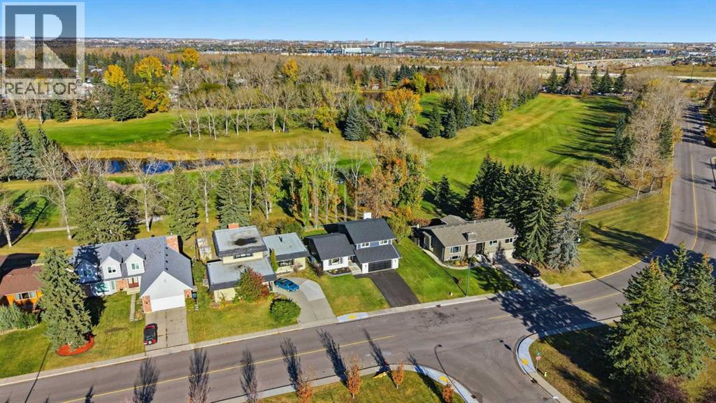 1016 Mapleglade Drive SE