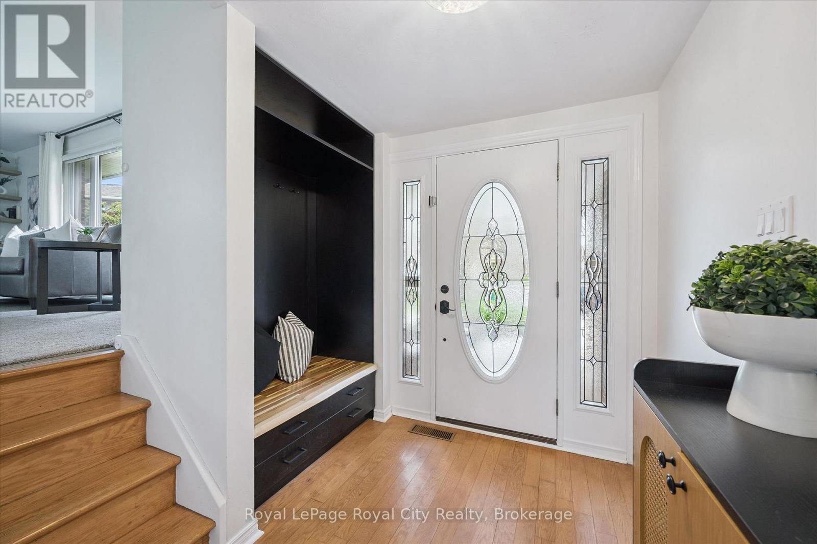 22 CRESTWOOD DRIVE