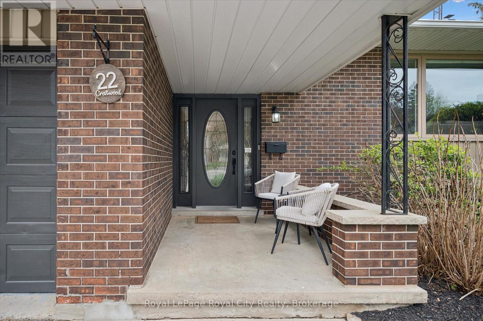 22 CRESTWOOD DRIVE