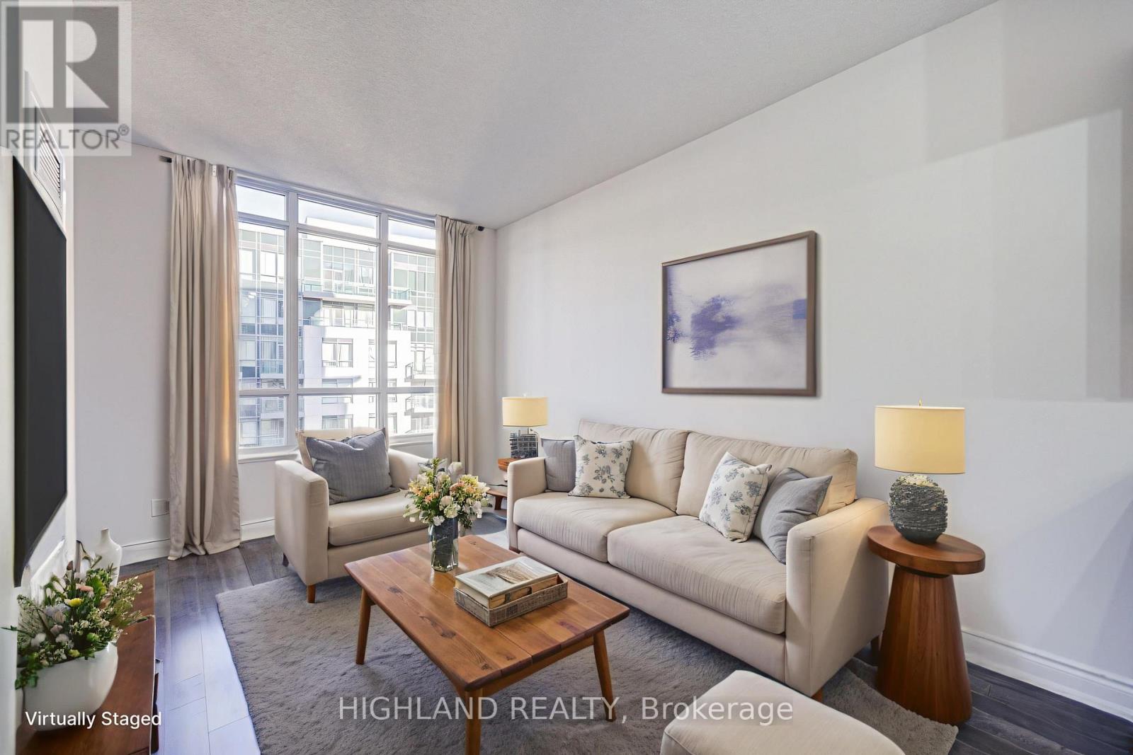 D808 - 33 CLEGG ROAD