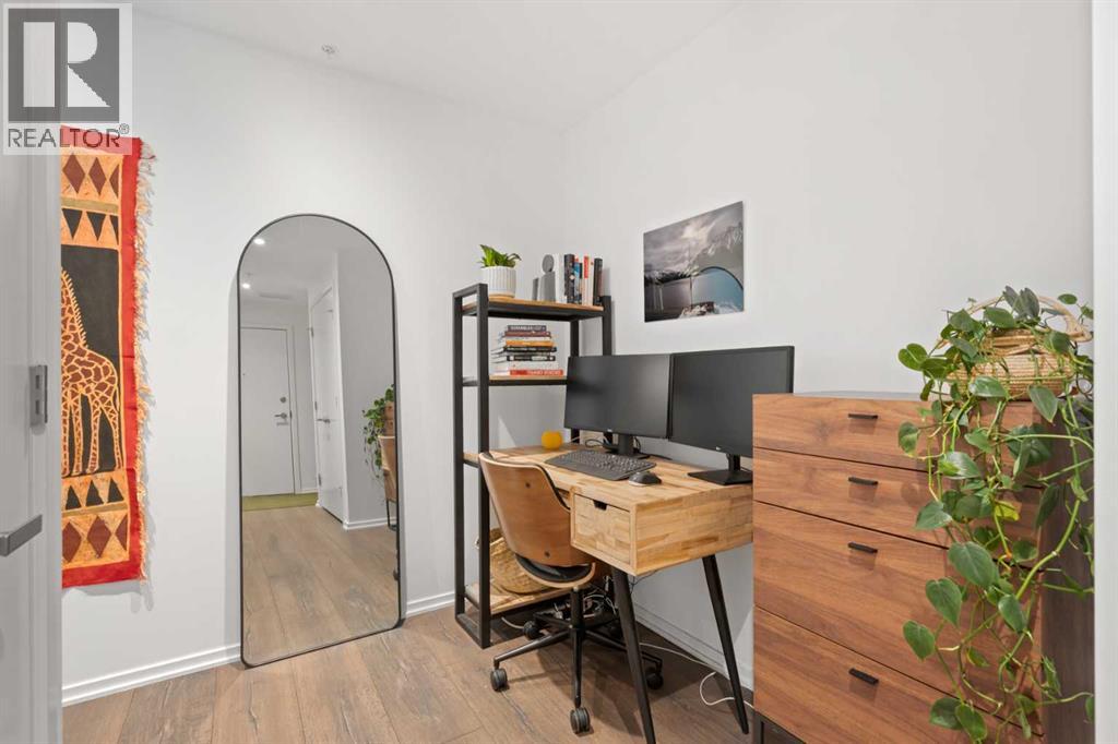 317, 615 6 Avenue SE