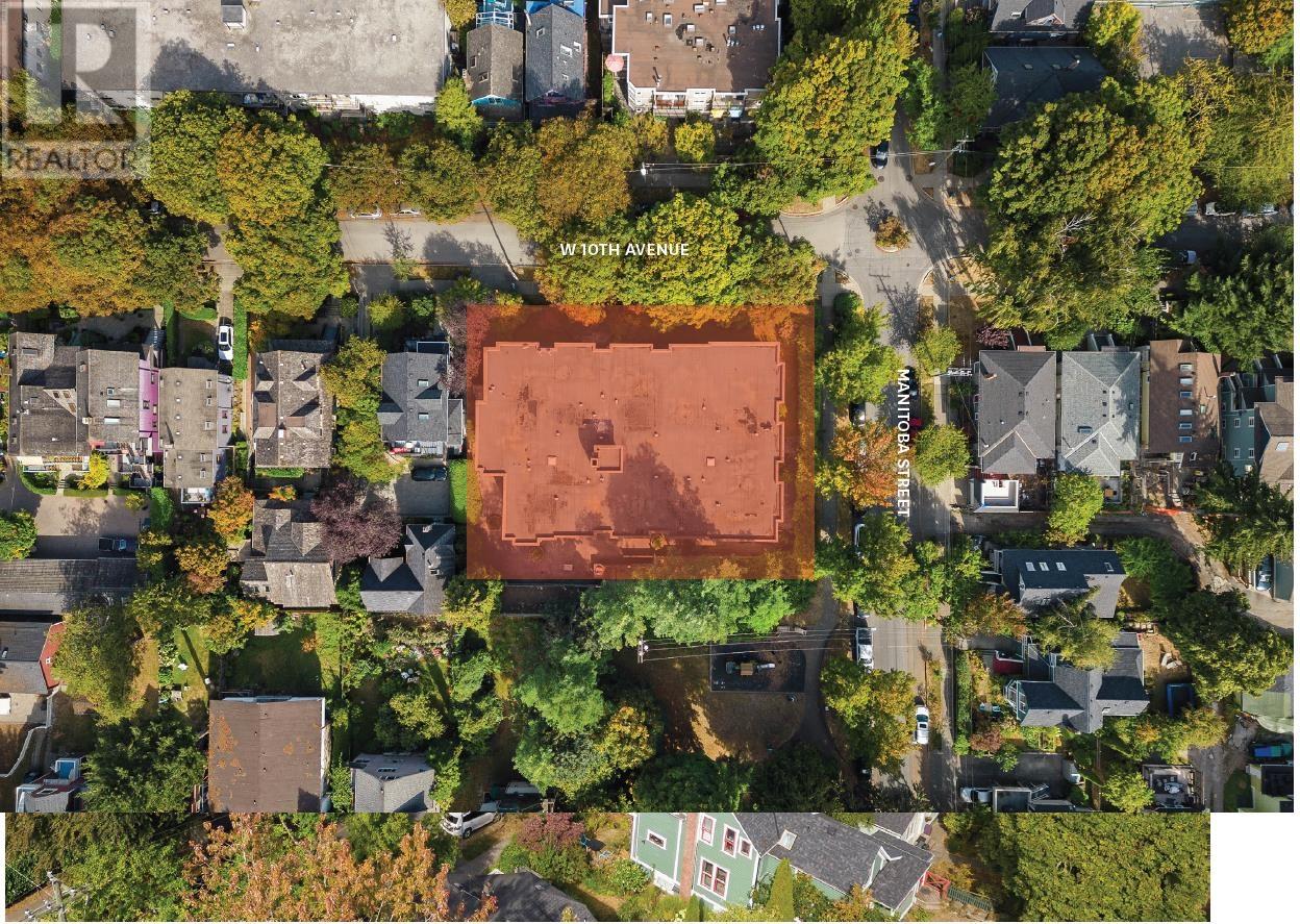 110 W 10TH AVENUE