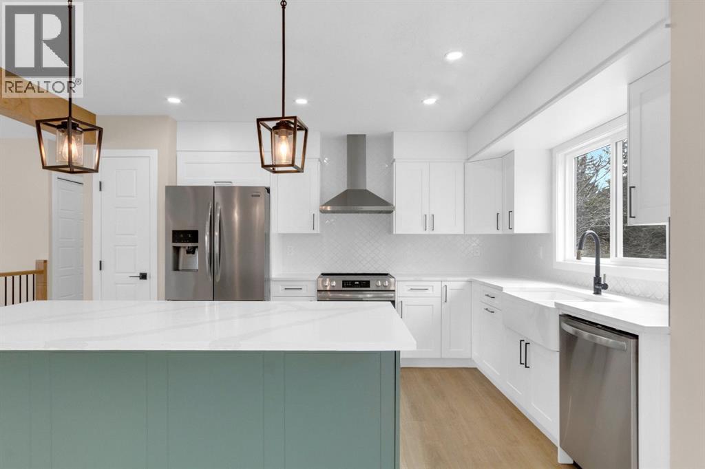 956 Bracewood Rise SW